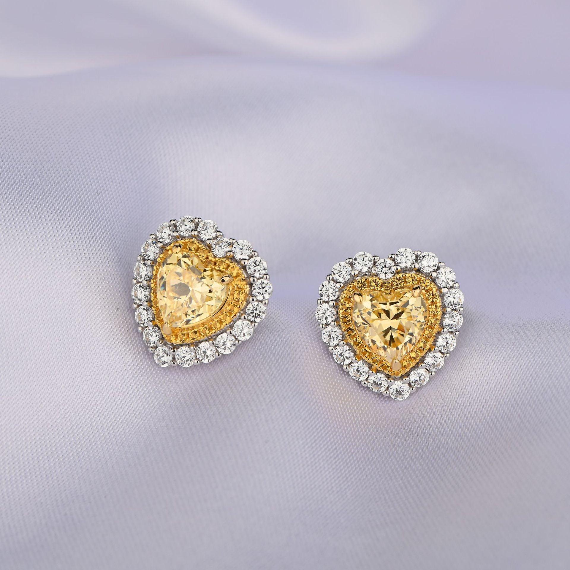 أقراط الماس الأصفر على شكل قلبEarringsمجوهرات ميون